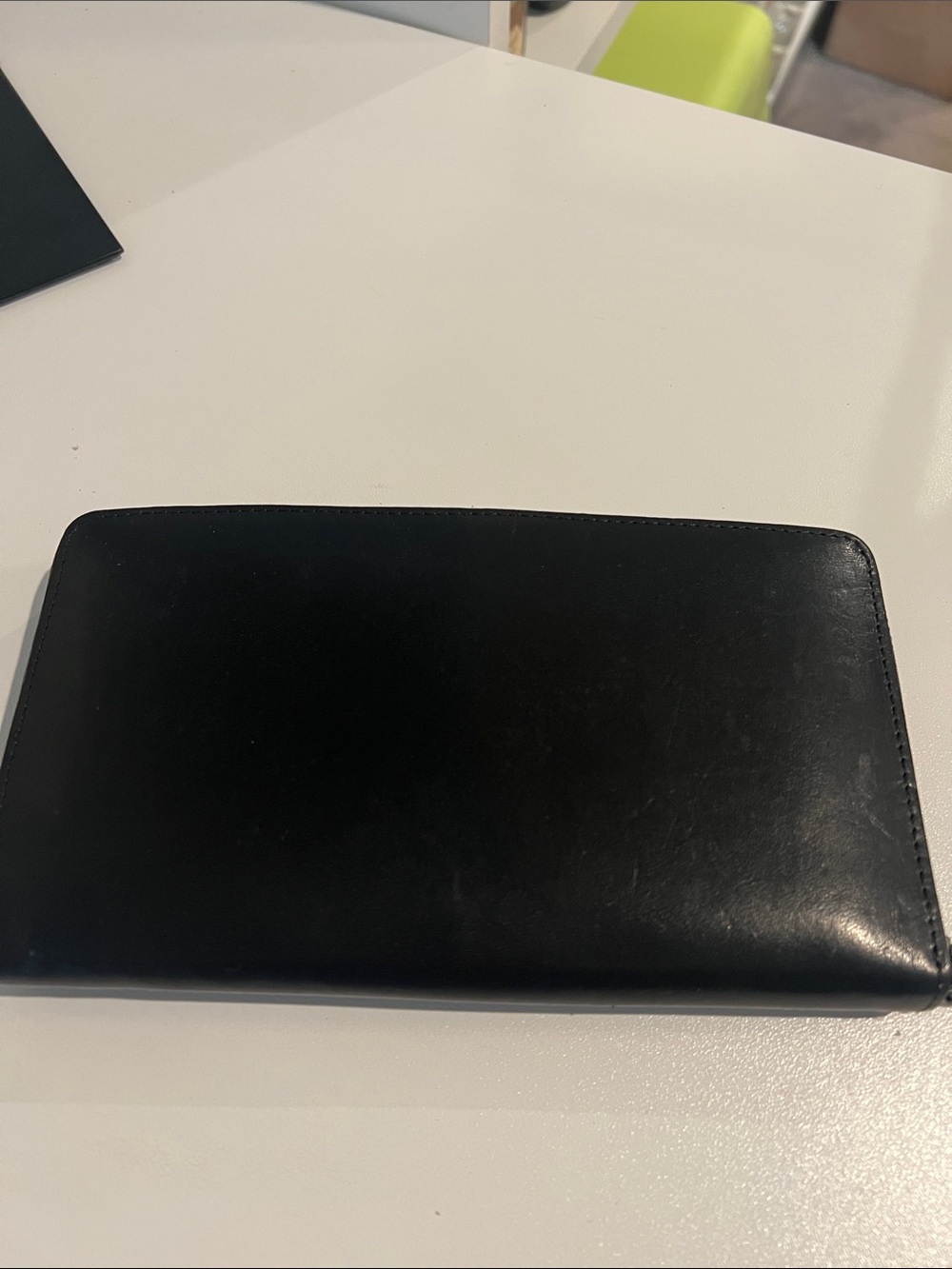 Lauren Ralph Lauren Black Zip-Around Haircalf Wallet - Picture 4 of 6